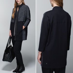 Lululemon Cocoon Car Coat in Shine Dot Black